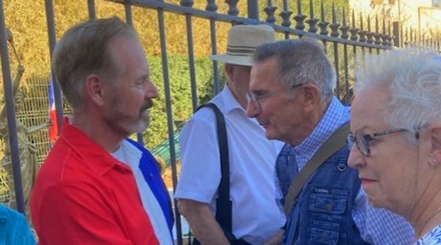 Lire la suite à propos de l’article Hommage à J.-B. Apollinaire (Le Luc, 83)